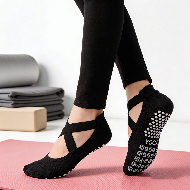 Kaus Kaki Yoga Anti Selip Wani - Medical Tape ulasan dan harga